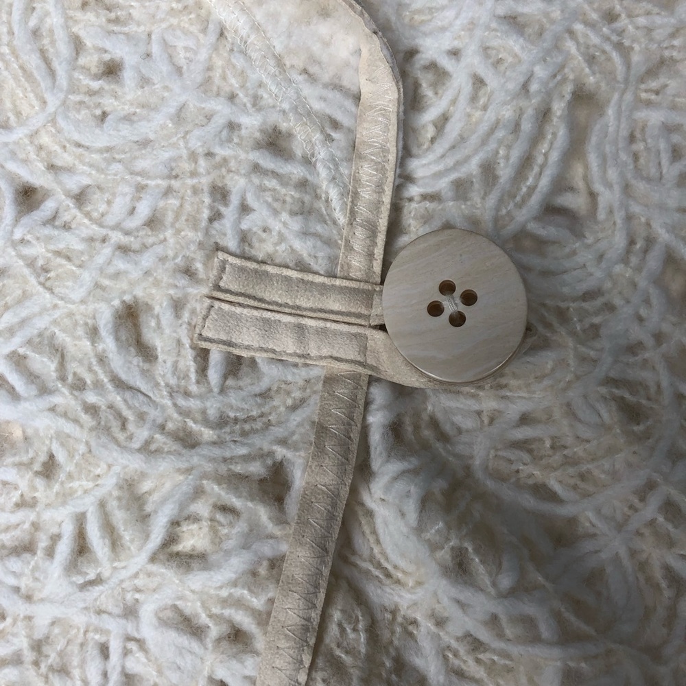 Sleeveless Sweater Jacket Creme NWT Per Se sz 8 - Picture 5 of 8